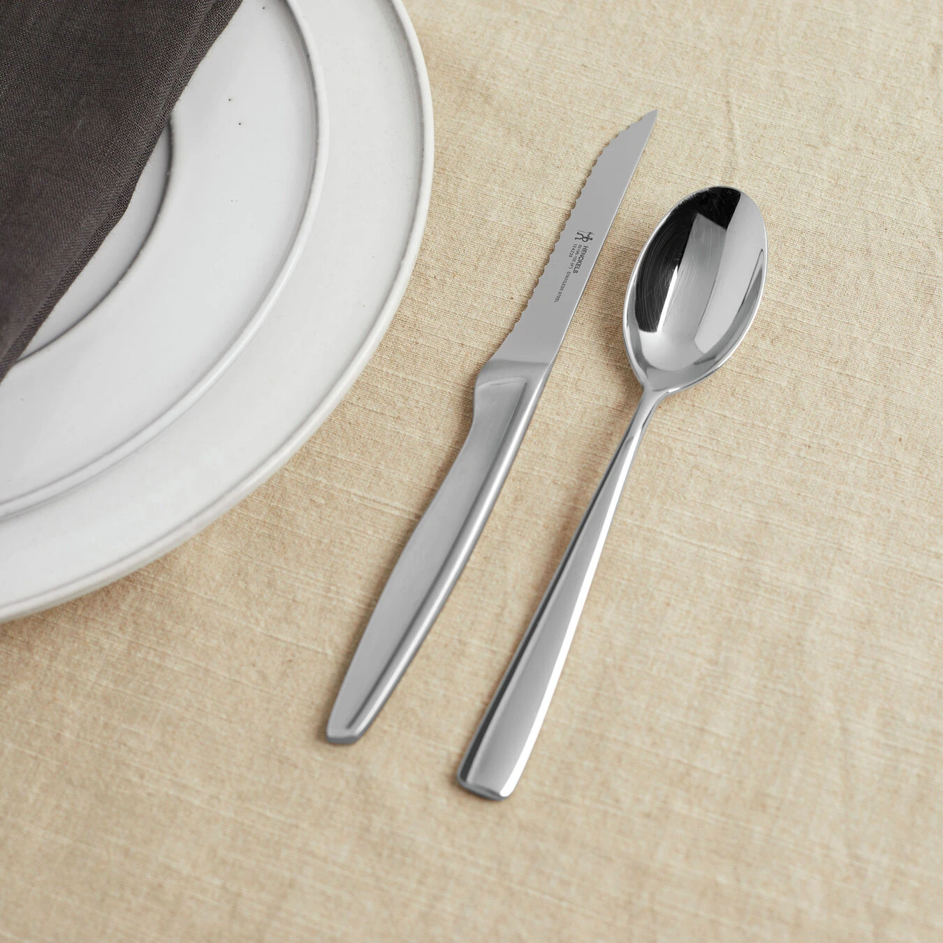 Buy ❤️ Henckels Steak Sets 8-pc, Stainless Steel Serrated Steak Knife Set ???? 5 Buy ❤️ Henckels Steak Sets 8-pc, Stainless Steel Serrated Steak Knife Set ???? - Image 3